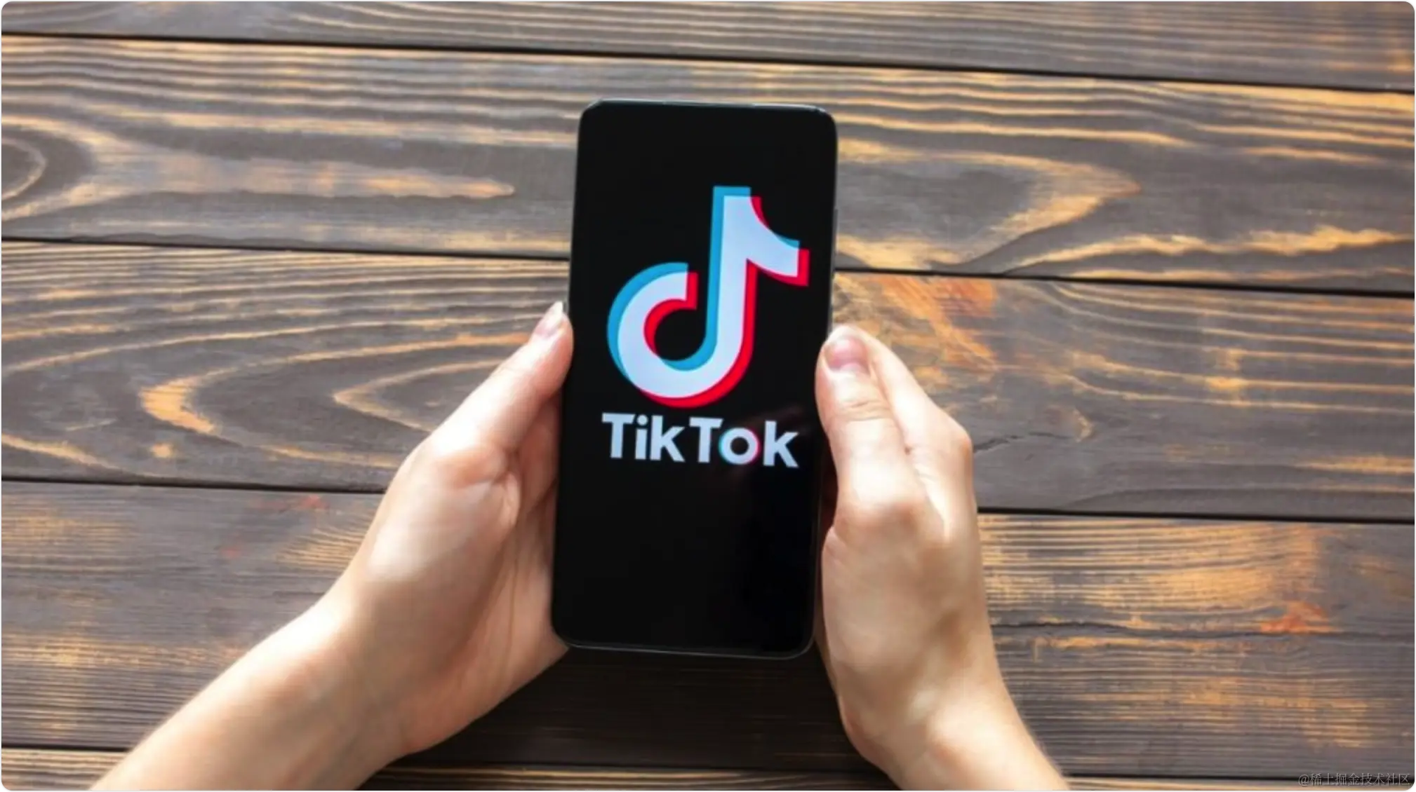 技术下午茶：初识ChatGPT，触碰未来